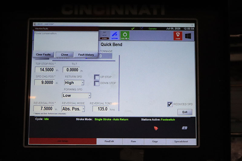 135 Ton, Cincinnati #135CBIIx8, hydraulic press brake, 10' overall, 102" between housing, 8" stroke, 7" - Image 2