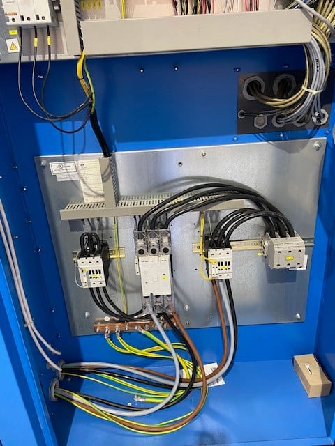 437 SCFM NEW/UNUSED Gardner Denver Screw Air Compressor - Image 6