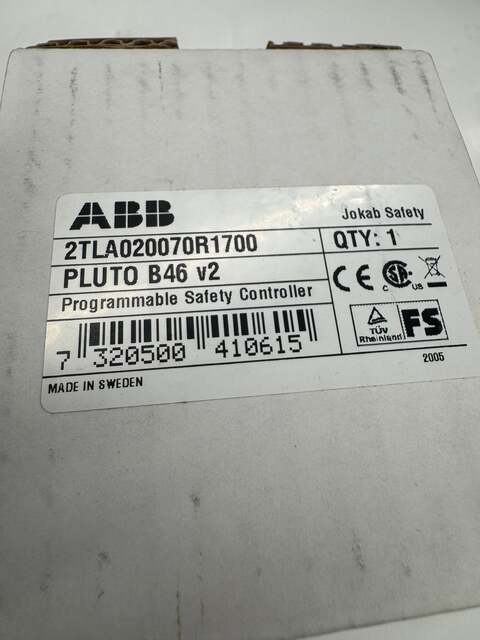 ABB Programmable Safety Controller 2TLA020070R1700 / PLUTO B46 v2 24 VDC - Image 5