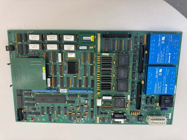Giddings & Lewis Lewis 501-04305-00 Operator Station PCB Color Graphics Control Board CNC Used Surplus - Image 4