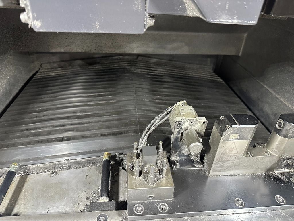 Roku Roku #Andriod-II, high speed vertical machining center, 3-Axis, Fanuc 31i-B5, 17.7" X, 13.8" Y, 7.9" Z - Image 9