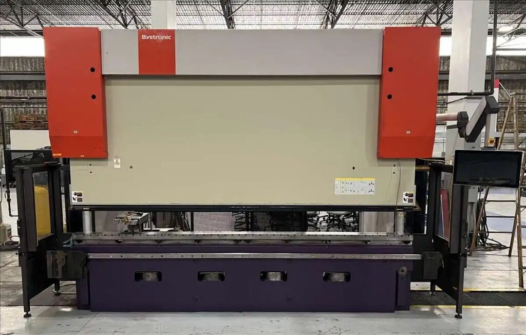 320 Ton, Bystronic #Xpert-320/4100, CNC press brake, 13' overall, 147" between housing, 14..4" stroke, 60 HP - Image 2