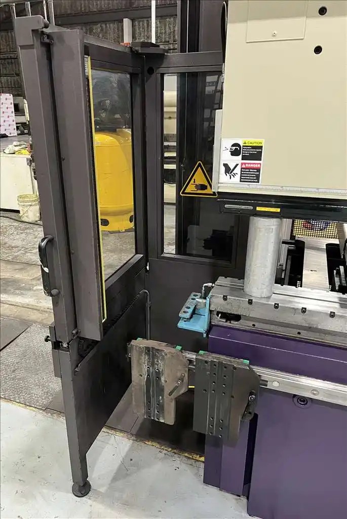 320 Ton, Bystronic #Xpert-320/4100, CNC press brake, 13' overall, 147" between housing, 14..4" stroke, 60 HP - Image 7