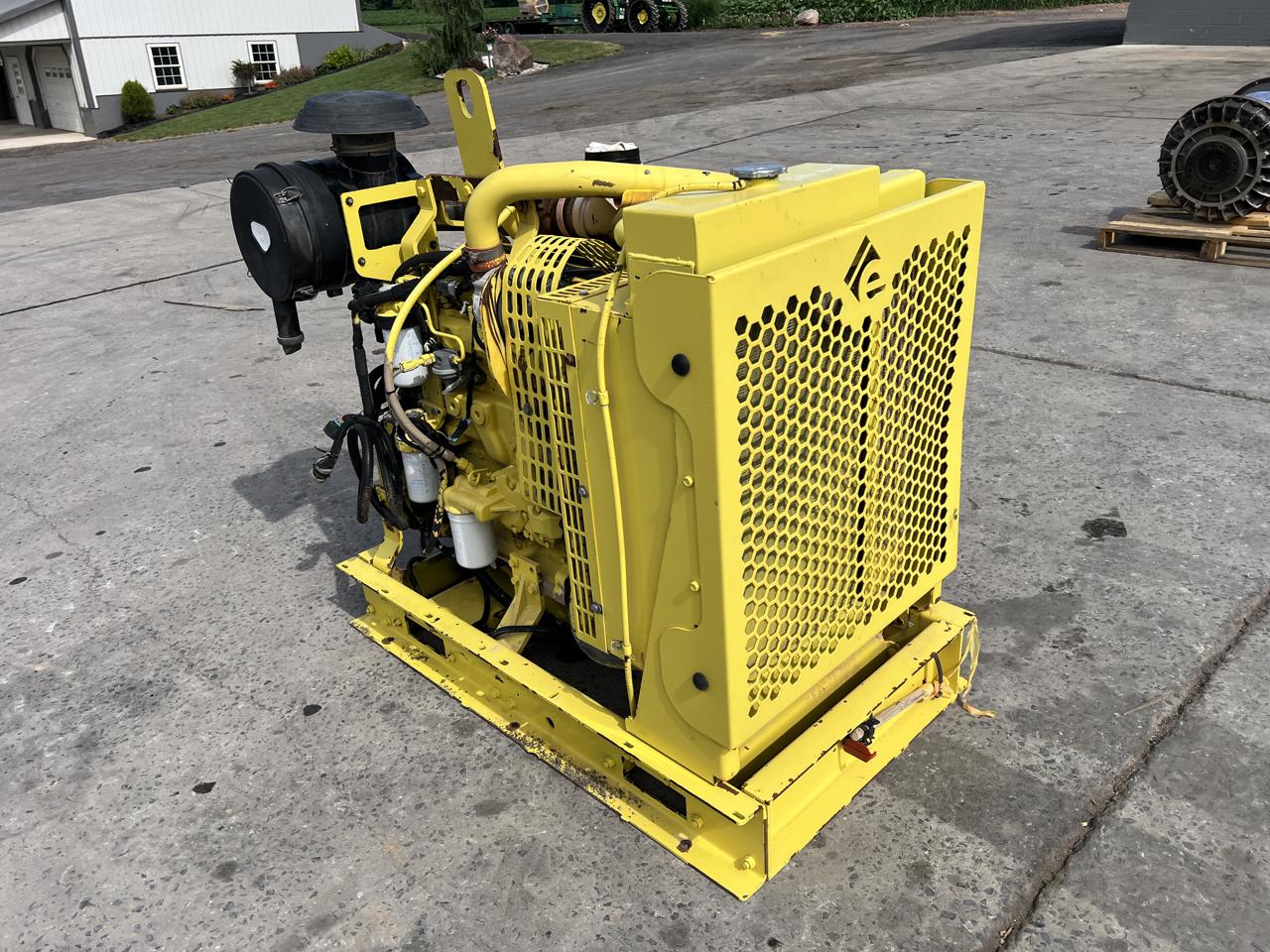 130 HP John Deere #4045HF285, Power Unit w/ Radiator & Air Cleaner, 86-93 KW @ 2200 RPM, 18,000 hours, 2011 - Image 2