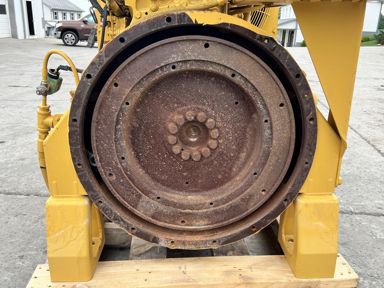 630 HP Caterpillar #C18, Industrial Engine Power Unit w/ Radiator & Controller, 2100 RPM, 3 hours, 2010 - Image 4