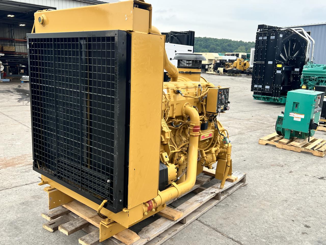 630 HP Caterpillar #C18, Industrial Engine Power Unit w/ Radiator & Controller, 2100 RPM, 3 hours, 2010 - Image 7