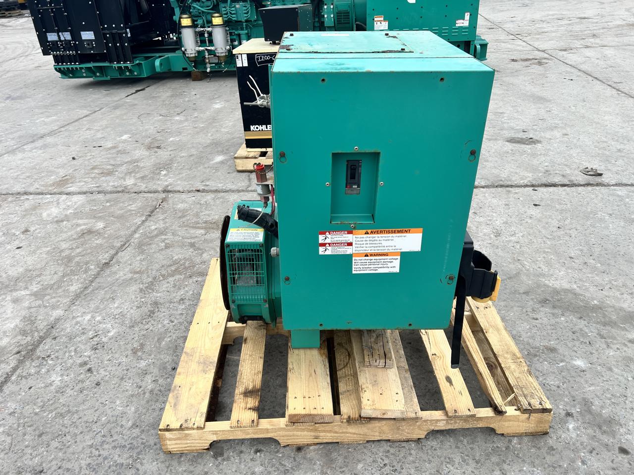 35 KW, 1800 RPM, Cummins/Onan/Newage #35DGBB-5716, Generator End w/ Controller & Breaker, 120/208 Volts, 3PH - Image 1