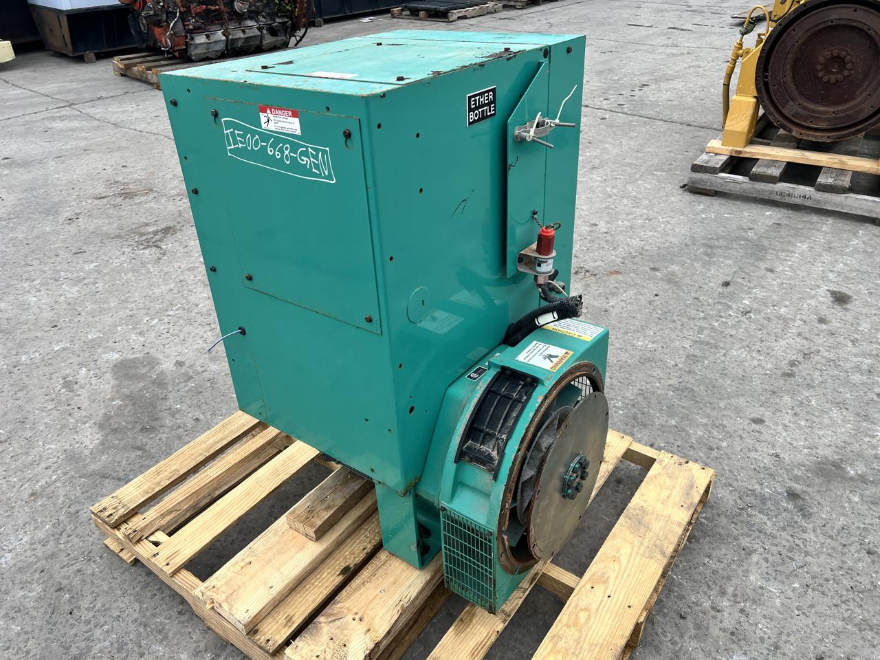 35 KW, 1800 RPM, Cummins/Onan/Newage #35DGBB-5716, Generator End w/ Controller & Breaker, 120/208 Volts, 3PH - Image 5
