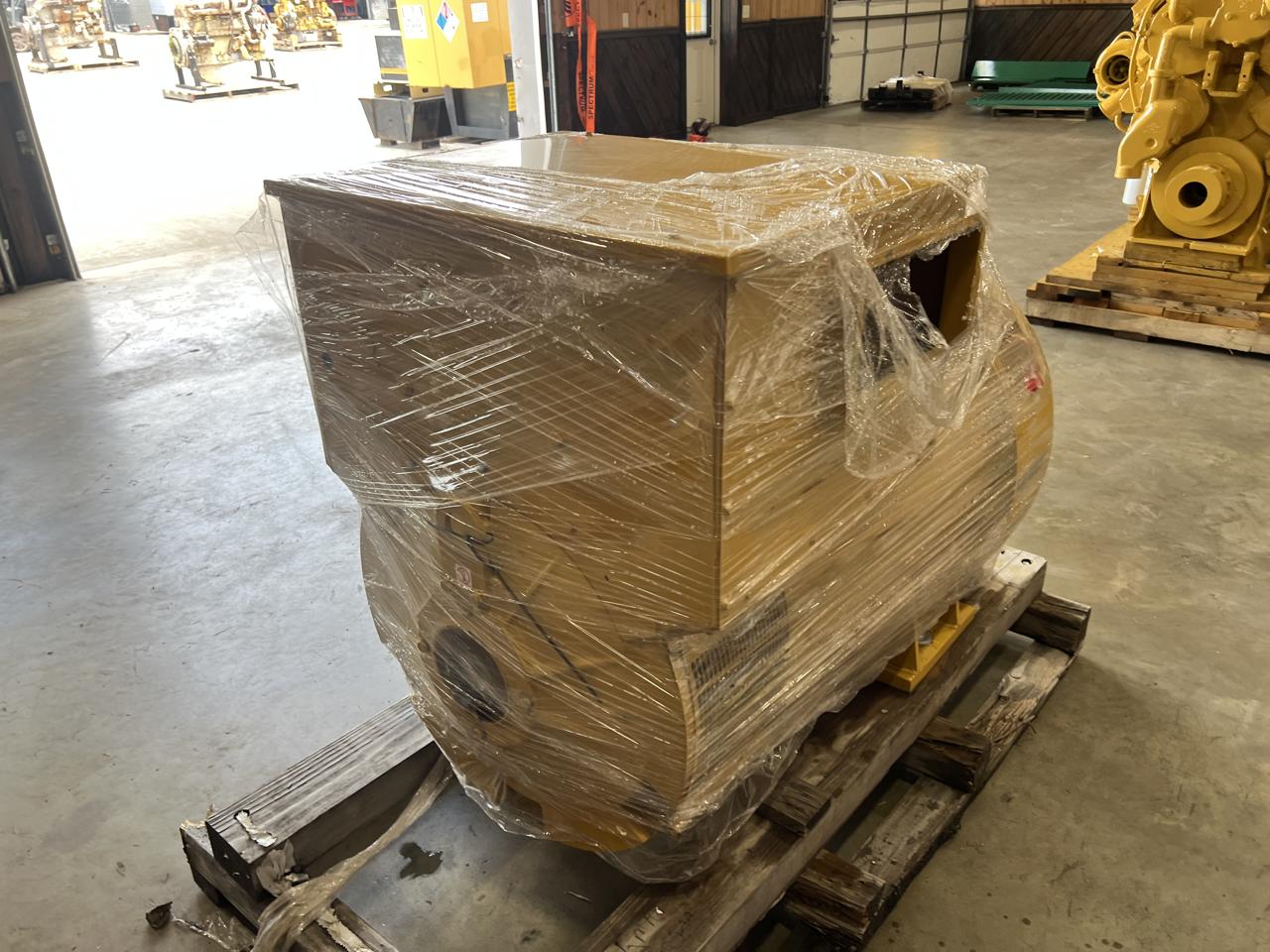 800 KW Caterpillar #LC7224L, Generator End, 480 Volts, 3PH, 2023 - Image 8
