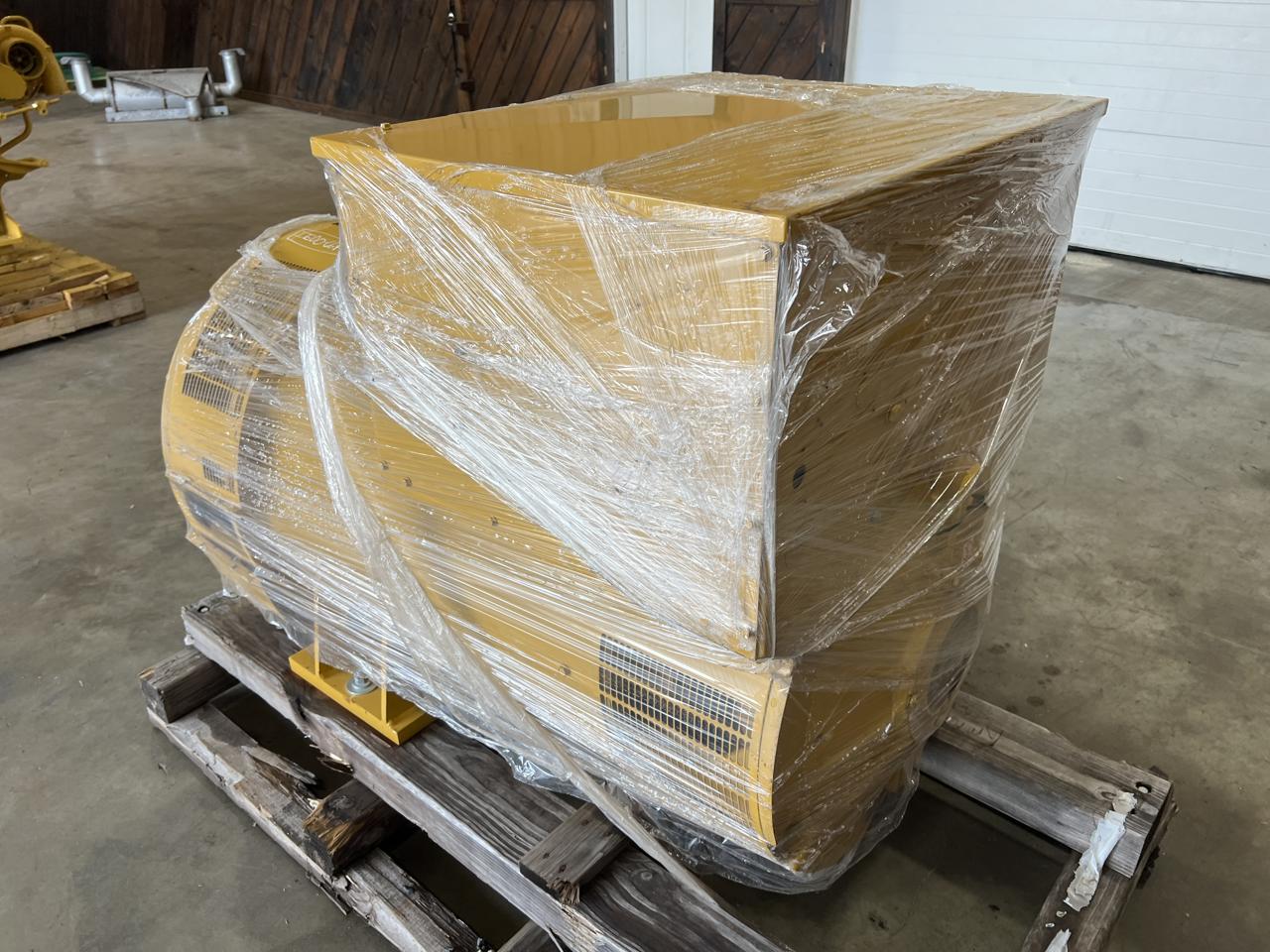 800 KW Caterpillar #LC7224L, Generator End, 480 Volts, 3PH, 2023 - Image 10