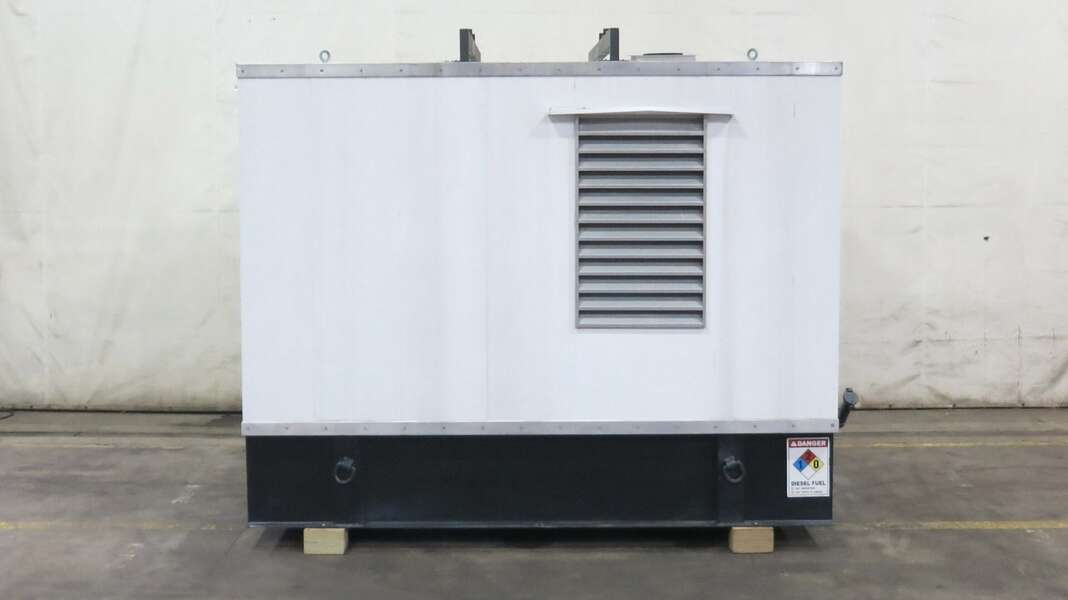175 KW Cummins #DGFB, diesel generator set, 277/480 Volts, 3-phase, 277 HP @ 1800 RPM, 6CTA8.3G2 engine - Image 1