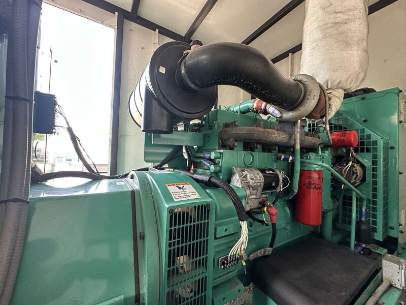 175 KW Cummins #DGFB, diesel generator set, 277/480 Volts, 3-phase, 277 HP @ 1800 RPM, 6CTA8.3G2 engine - Image 4