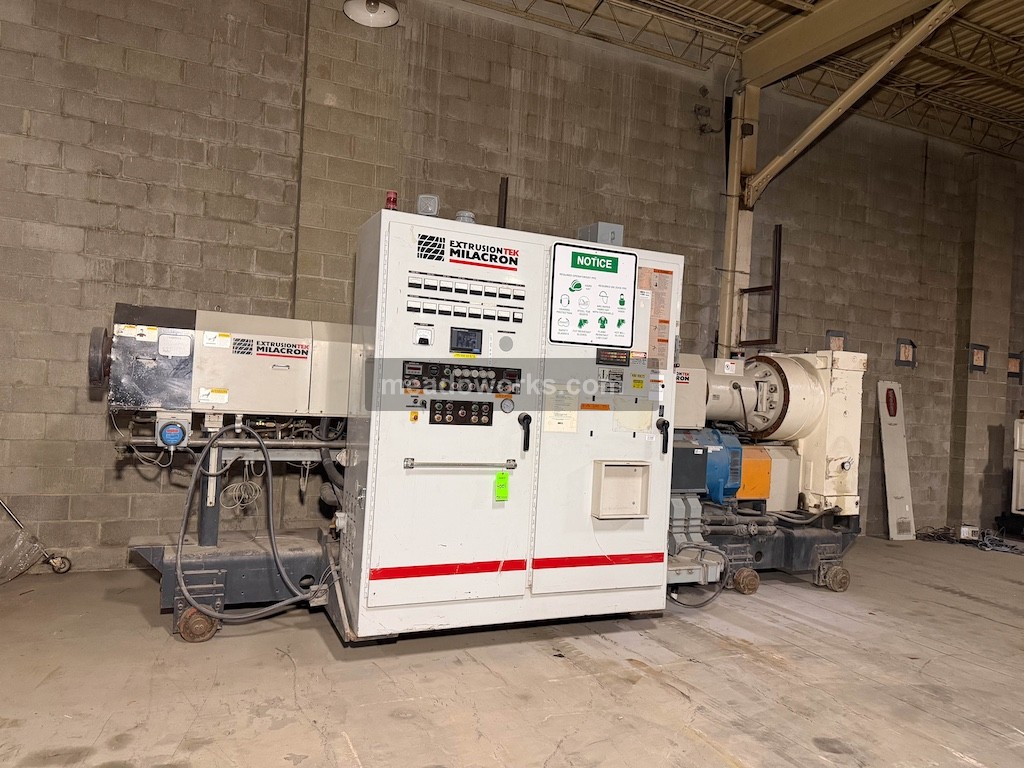 Milacron #AK650-G, 6.5" single screw extruder, 2008 - Image 1