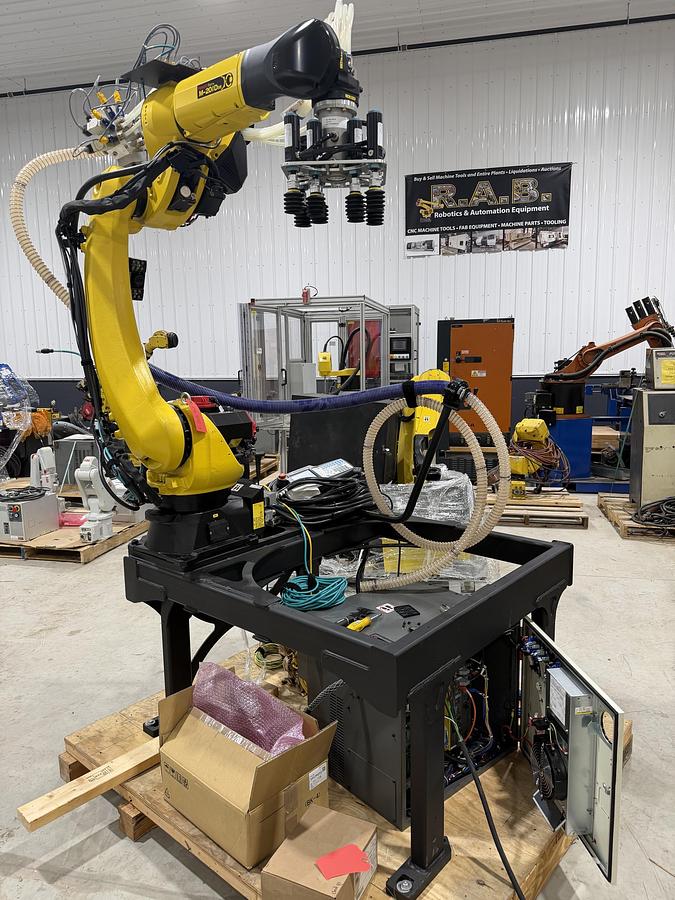 Fanuc, M-20iD/35, Industrial Robot Arm, 72" reach, 35 kg payload, R-30iB Plus controller, 2021 - Image 2