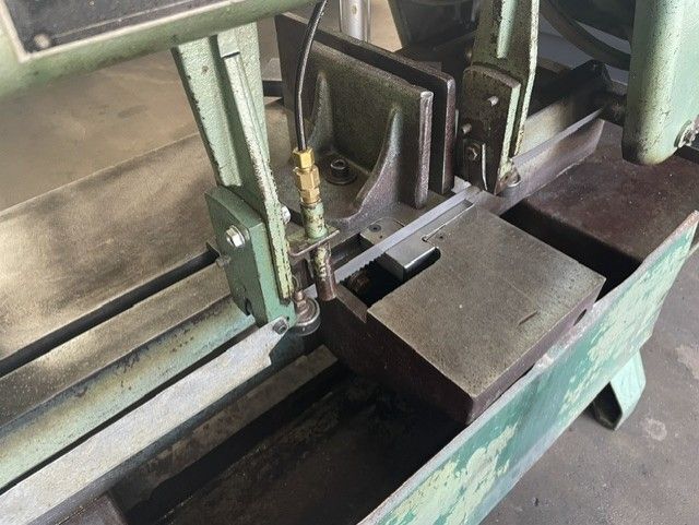 18" Kysor Johnson #KJ10, Horizontal Band Saw, 3/4" x 138" blade, 50-270 FPM, 11" x18" bed - Image 3
