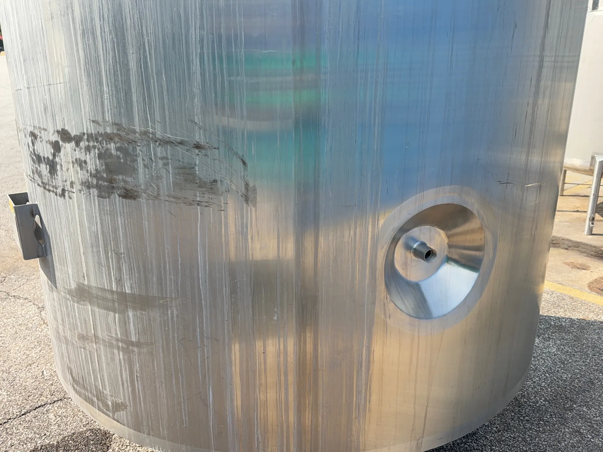 1400 gallon Apache, Stainless Steel mixing tank, dimple jacket, 3.5 HP, 1998 - Image 6