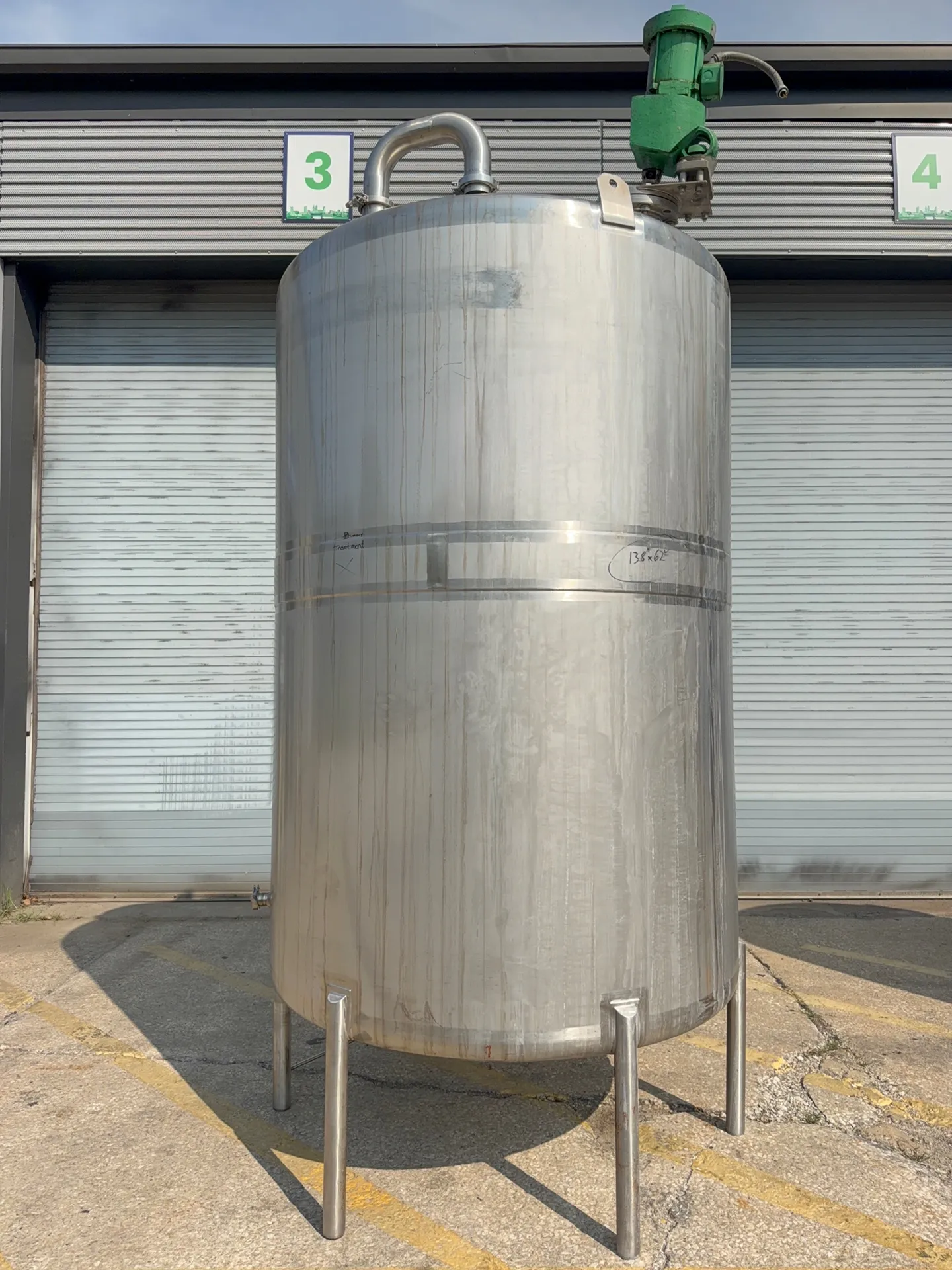 900 gallon Stainless Steel mixing tank, 58" x 84" - Image 5