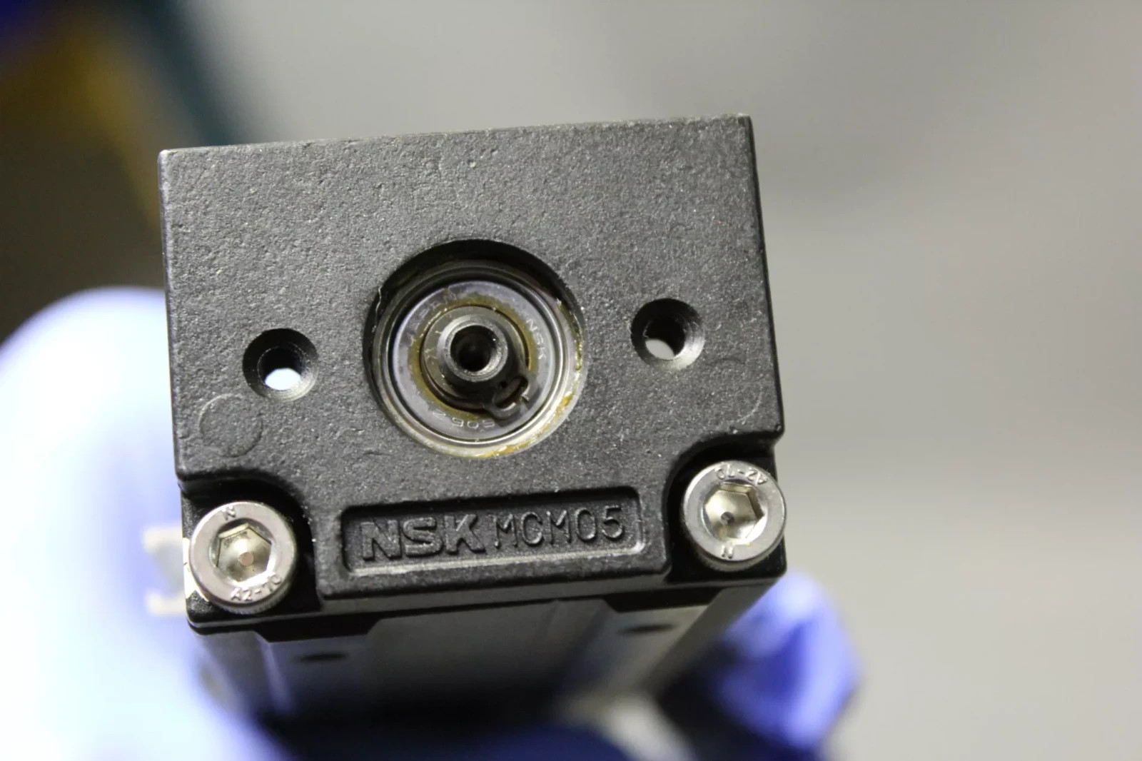 NSK, linear actuator ballscrew stage w/ linear guide, Yaskawa #SGMPH-01BAE41D AC servo motor - Image 4