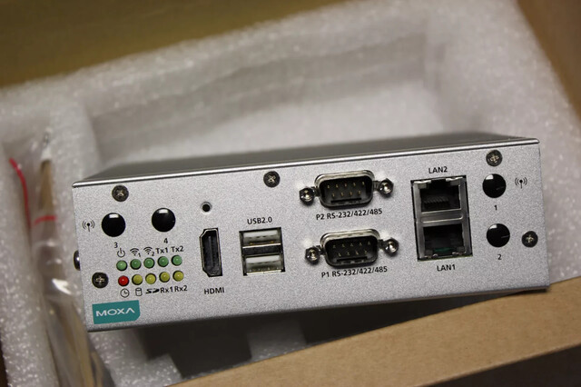 Moxa #V2201-E4-T, fanless industrial embedded computer, NEW - Image 4