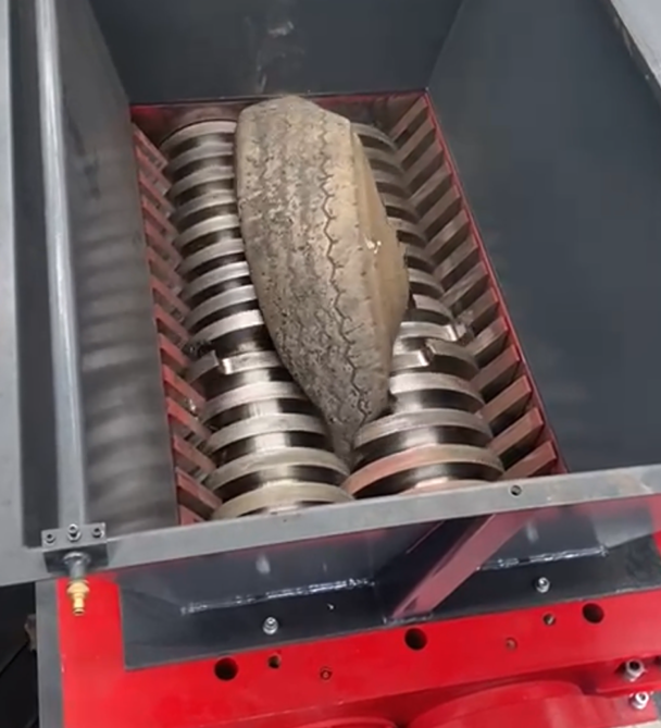 TDF Tyre Shredder, Enerpat #MSB-ETY1600, 3 TPH, Producing 50-100 mm Tire Chips - Image 3