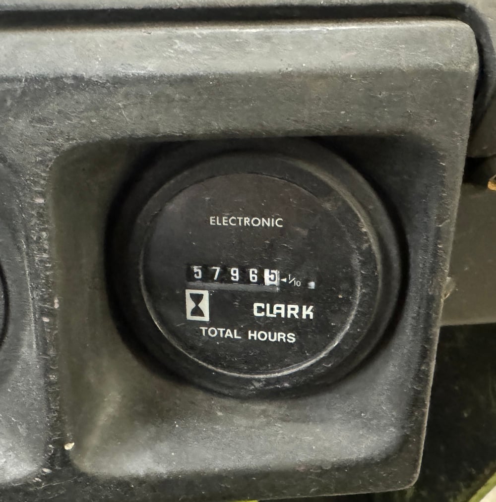 4675 lb. Clark #GCS30MB, propane, cushion tire forklift, 2-stage mast, side shift, fork positioner, 36" forks - Image 7