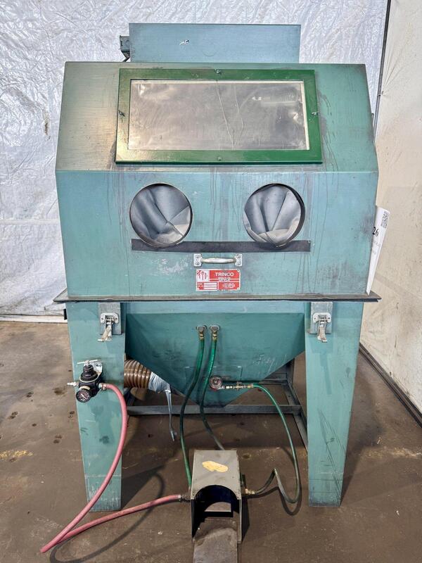 40" x 40" Trinco #40X40SE-Deluxe, blast cabinet, w/ 600RC media collector - Image 2