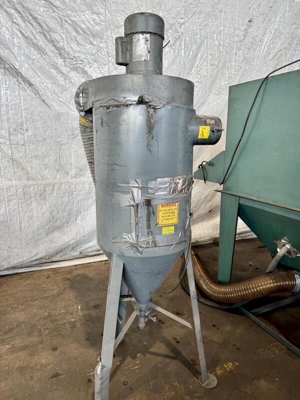 40" x 40" Trinco #40X40SE-Deluxe, blast cabinet, w/ 600RC media collector - Image 3