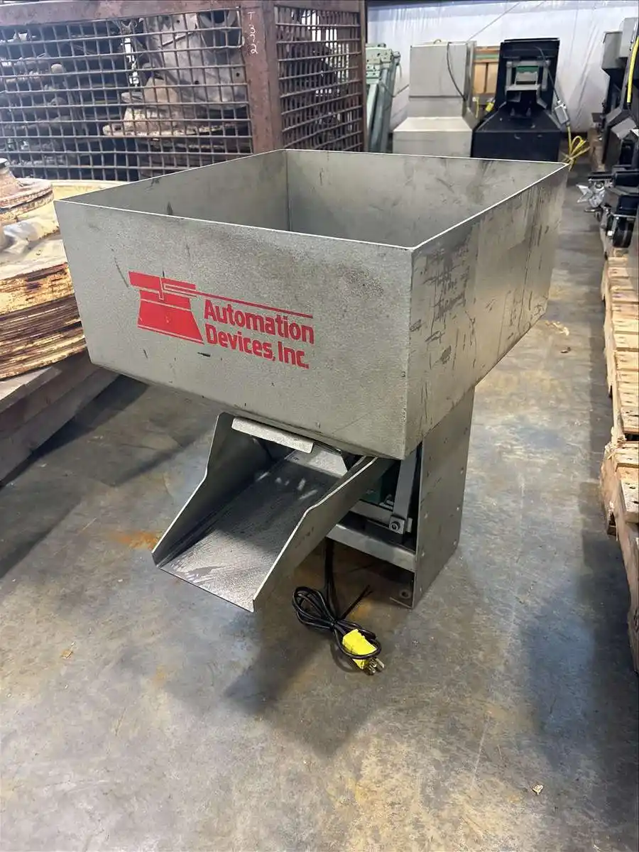 Automation Devices #5500, vibratory pan feeder hopper, 18.5" square, 23" tall, multiple unit available - Image 1