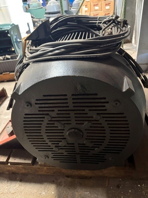 200 HP 3600 RPM Baldor, Frame 445TDZ, extreme duty, heaters, PTC, BTD, TEFC, rewound, 460 Volts - Image 5