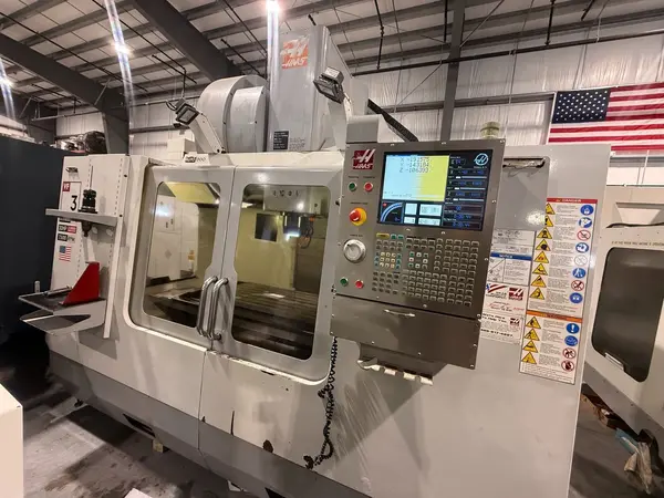 Haas #VF-3YT/50, CNC vertical machining center, 40" X, 26" Y, 25" Z, 7500 RPM, #50, rigid tap, Renishaw - Image 2