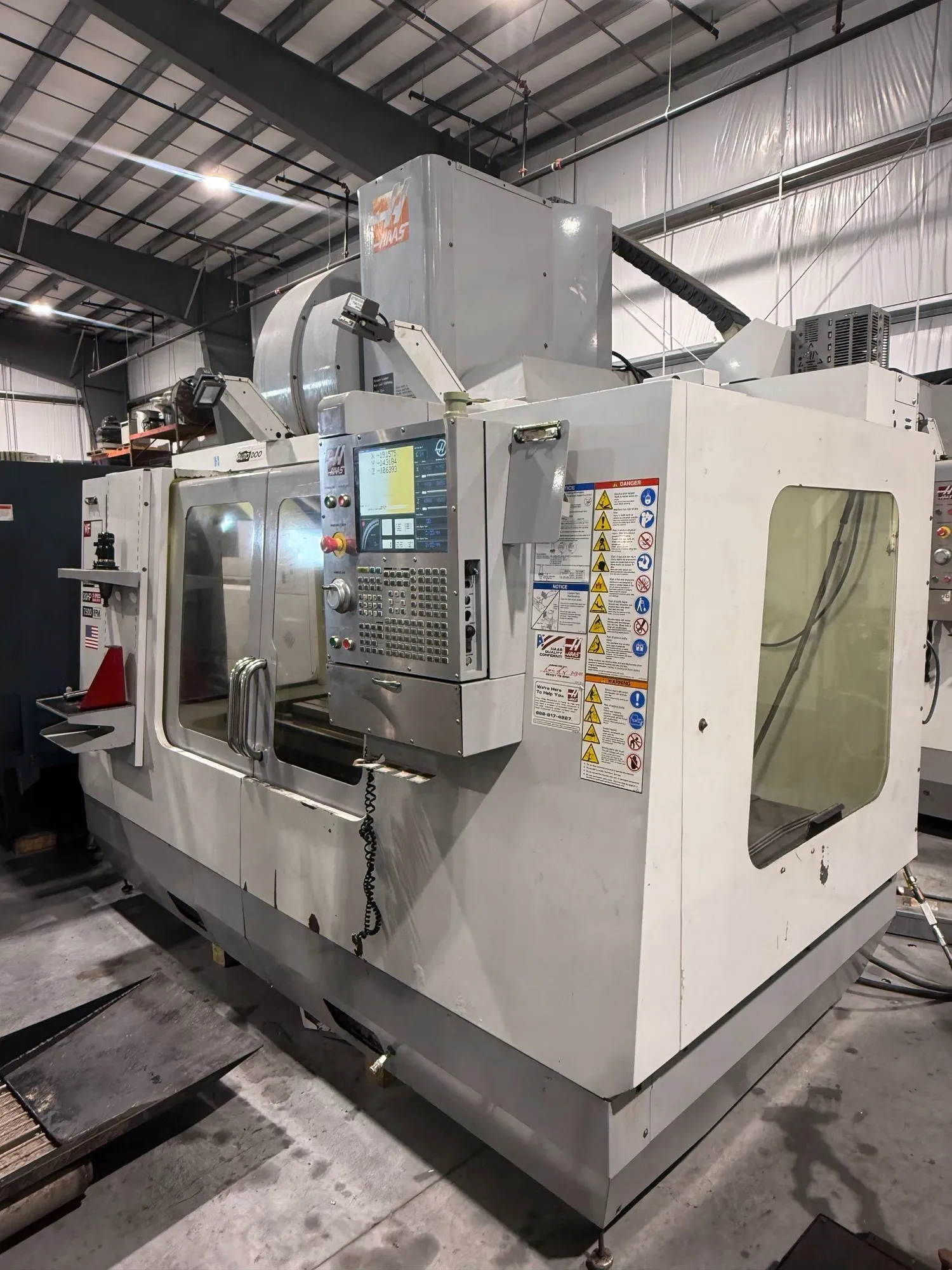 Haas #VF-3YT/50, CNC vertical machining center, 40" X, 26" Y, 25" Z, 7500 RPM, #50, rigid tap, Renishaw - Image 3