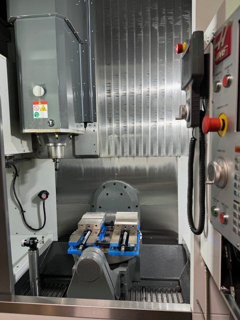 Haas #UMC-750, CNC vertical machining center, 5-axis, 50 automatic tool changer, 30" X, 20" Y, 20" Z, 15000 - Image 4
