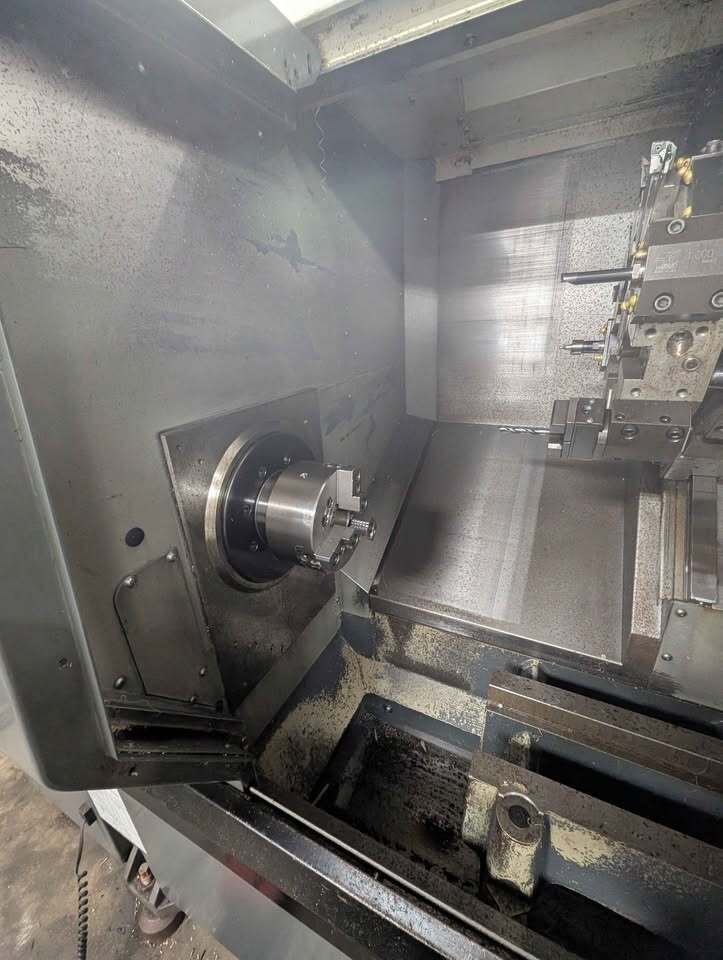 Haas #ST-10, 2-Axis CNC Lathe, 25.2" swing, 16.5" machining length, 14" turning diameter, 6" chuck, 1.7" bar - Image 3