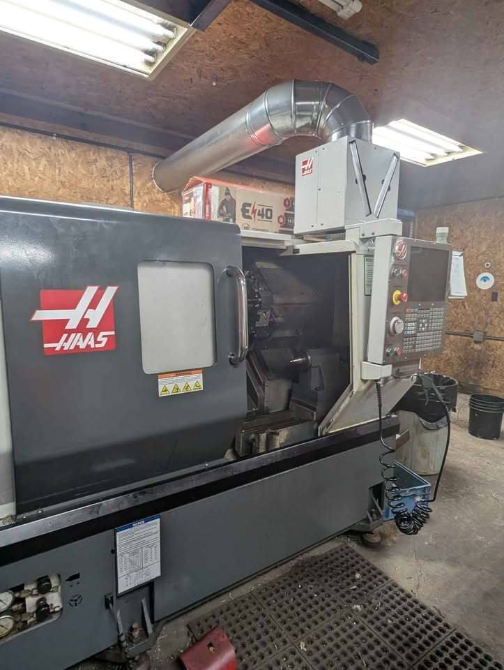 Haas #ST-10, 2-Axis CNC Lathe, 25.2" swing, 16.5" machining length, 14" turning diameter, 6" chuck, 1.7" bar - Image 5