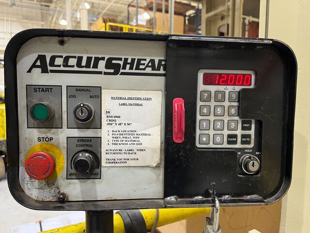 3/8" x 10' Accurshear #837510, hydraulic squaring shear, 12-40 SPM, 12" throat, 16 holddowns, 39" front - Image 3