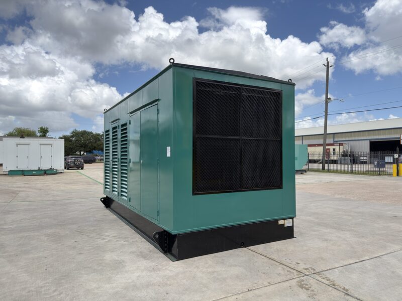 750 KW Cummins #DFHA, diesel generator set, 277/480 Volts, 3-phase, 293 hours, 1135 HP @ 1800 RPM, QST30-G1 - Image 2