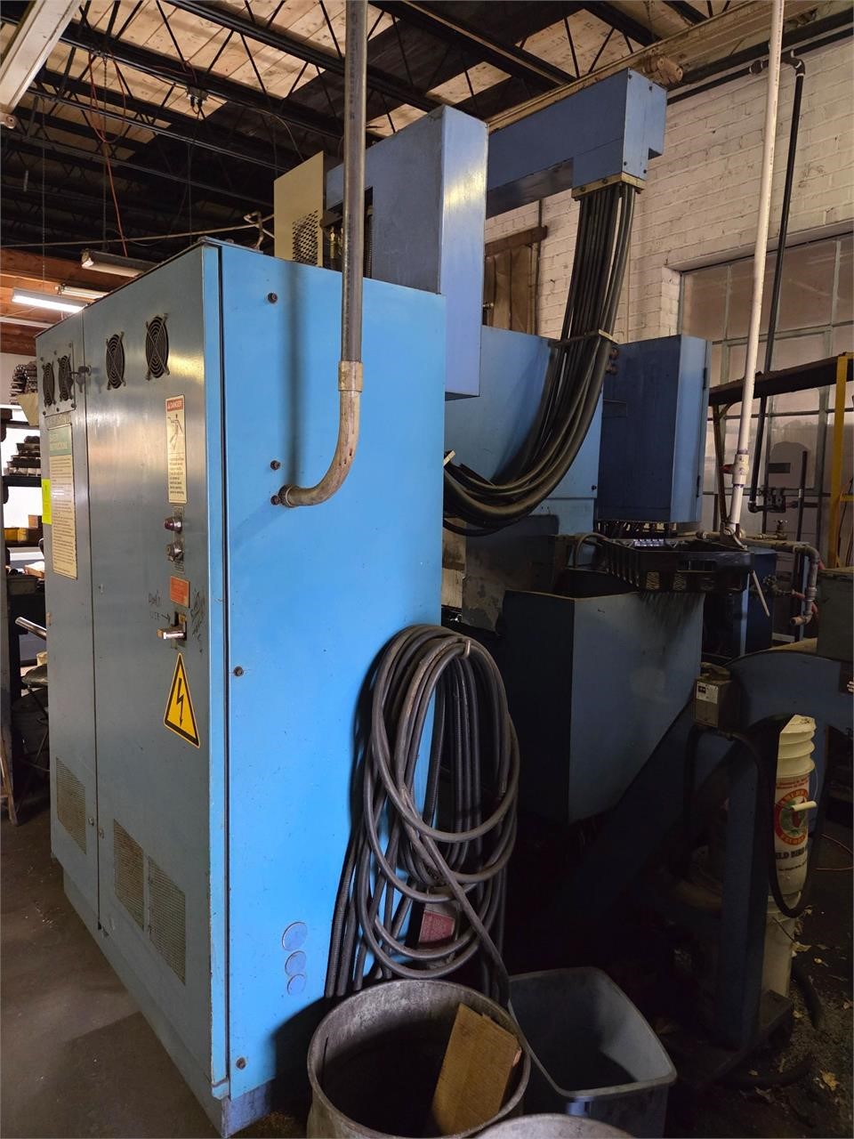 Mazak #VQC-20/40B, vertical machining center - Image 8