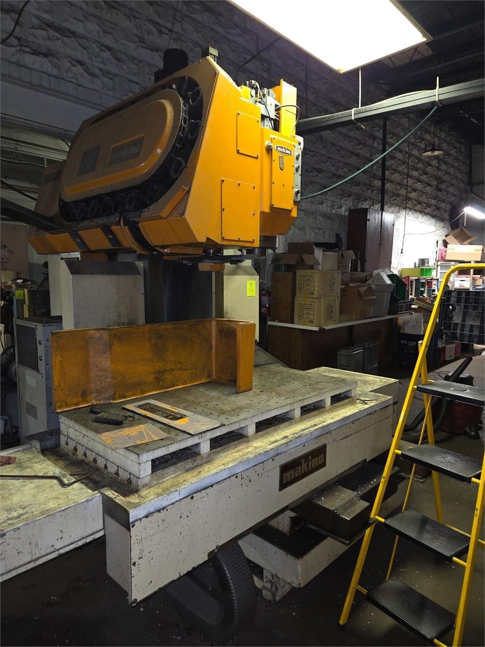 Makino milling machine, 1981 - Image 3