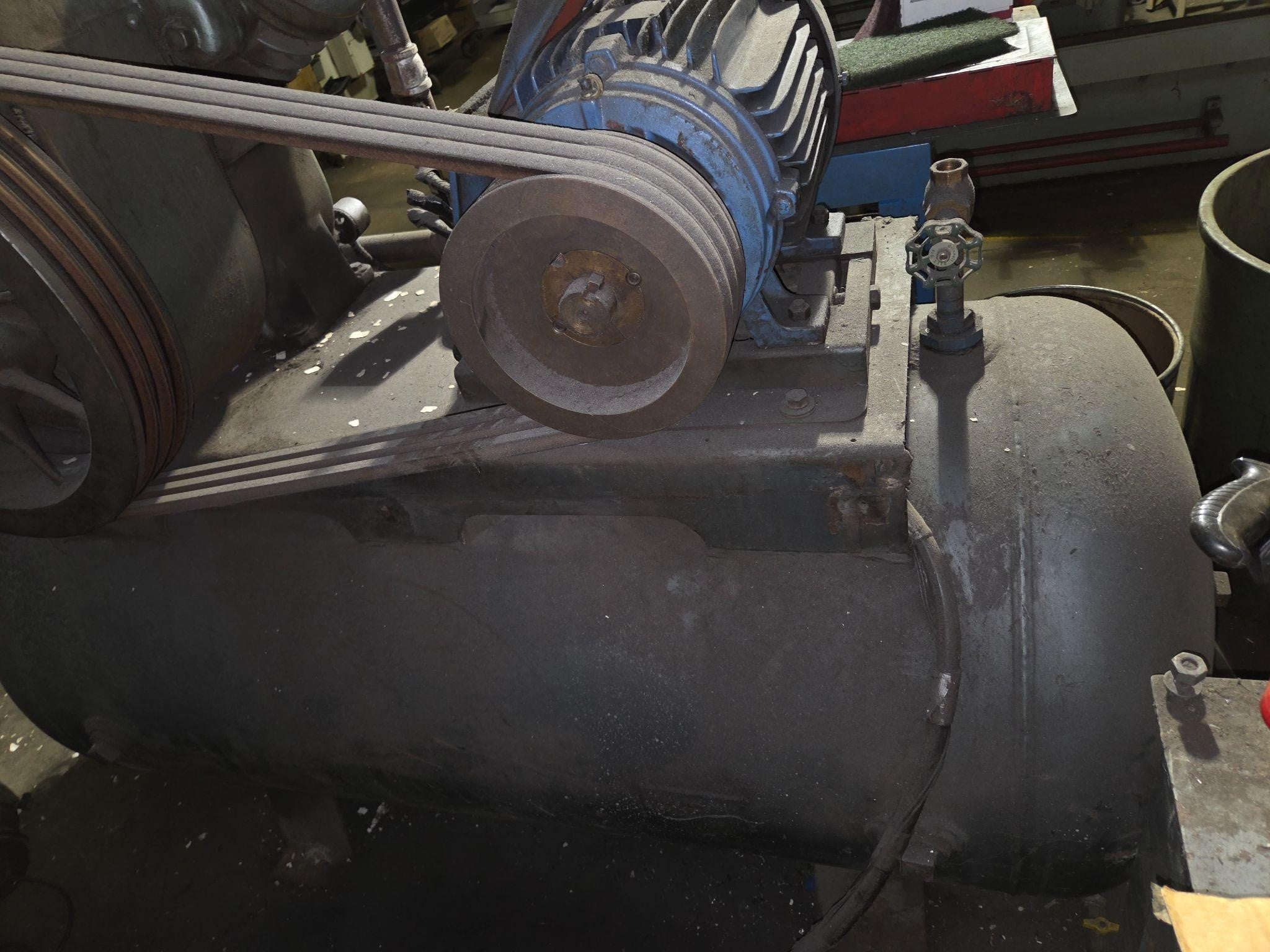 Ingersoll-Rand #15T, Type 30 air compressor - Image 4