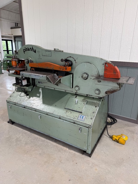 Piranha #P90, hydraulic ironworker, 90 tons, 1-1/8" thru 1", 10" throat, (Others Available) - Image 3
