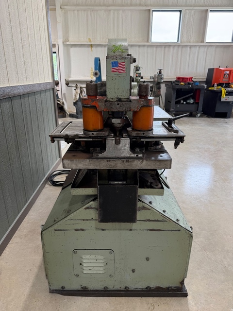 Piranha #P90, hydraulic ironworker, 90 tons, 1-1/8" thru 1", 10" throat, (Others Available) - Image 4