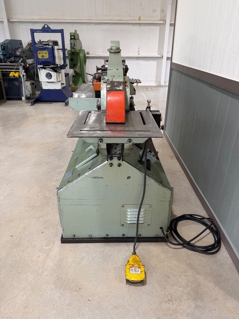 Piranha #P90, hydraulic ironworker, 90 tons, 1-1/8" thru 1", 10" throat, (Others Available) - Image 8