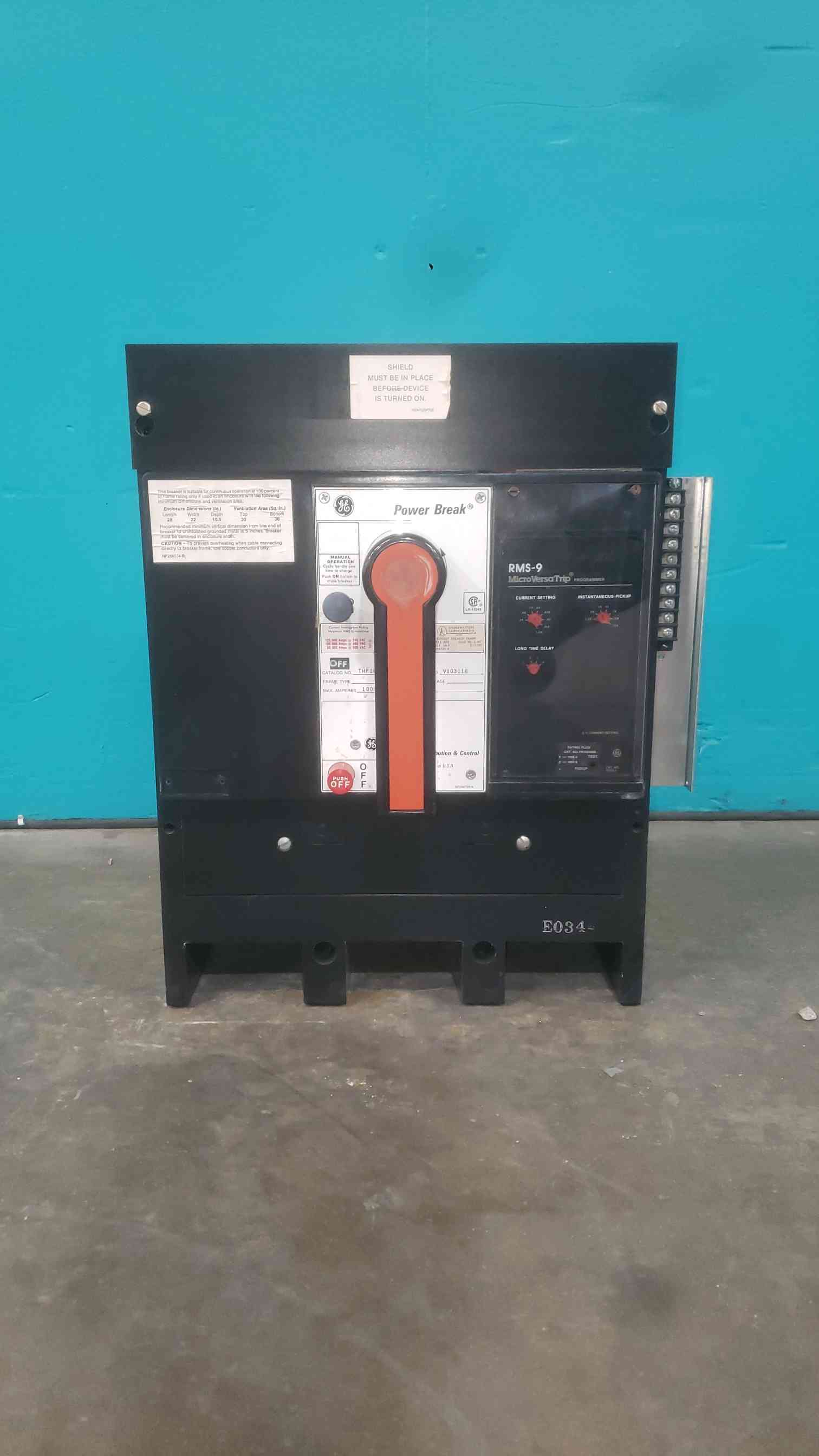 1000 Amps GE Power Break THP1610SS, 3 Pole Circuit Breaker, RMS-9 MicroVersaTrip - Image 1