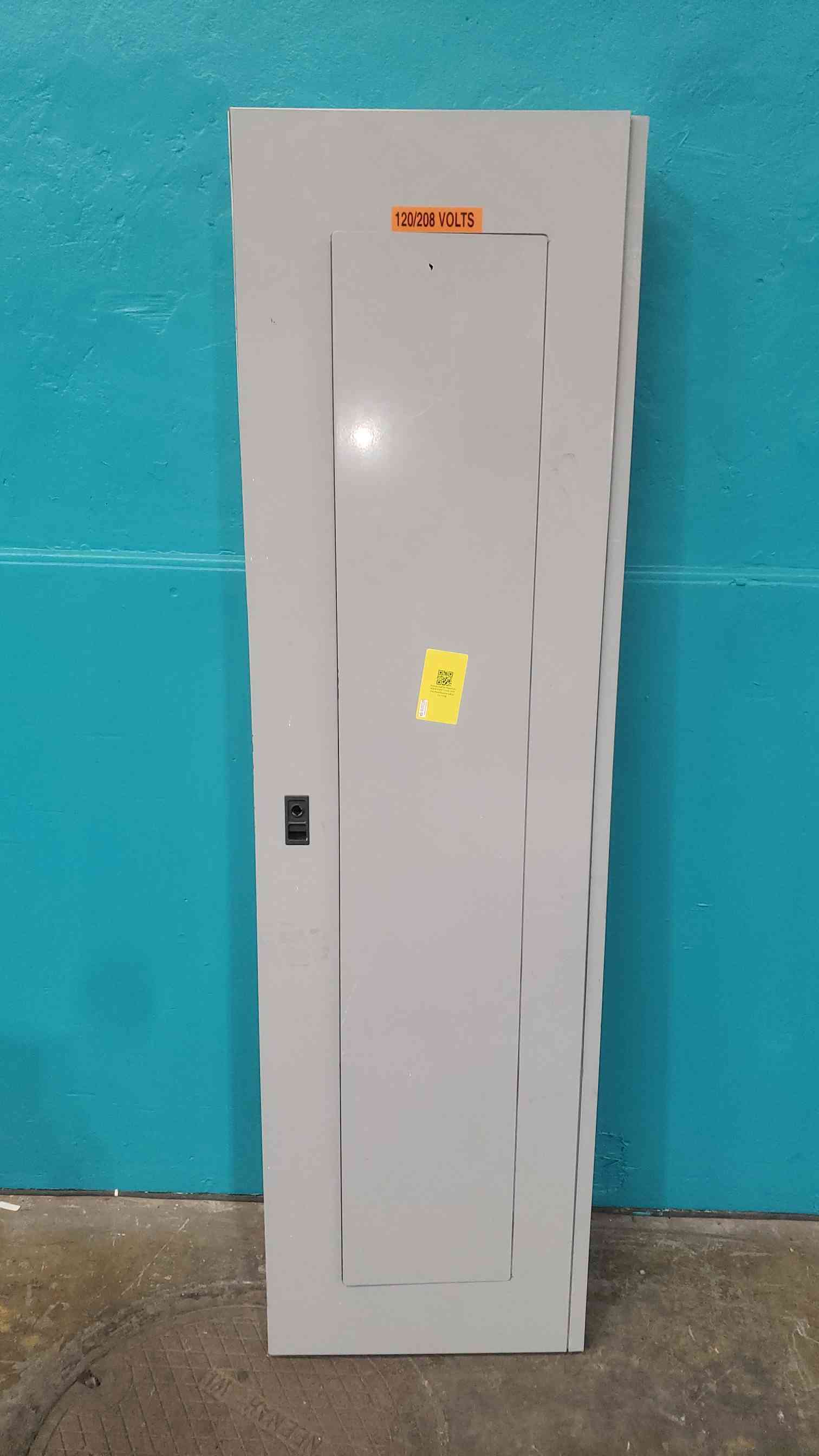 400 Amp. Cutler-Hammer, PRL3a Pow-R-Line, Panelboard, w/ Breakers, 3 phase, 120/208 Volts - Image 7