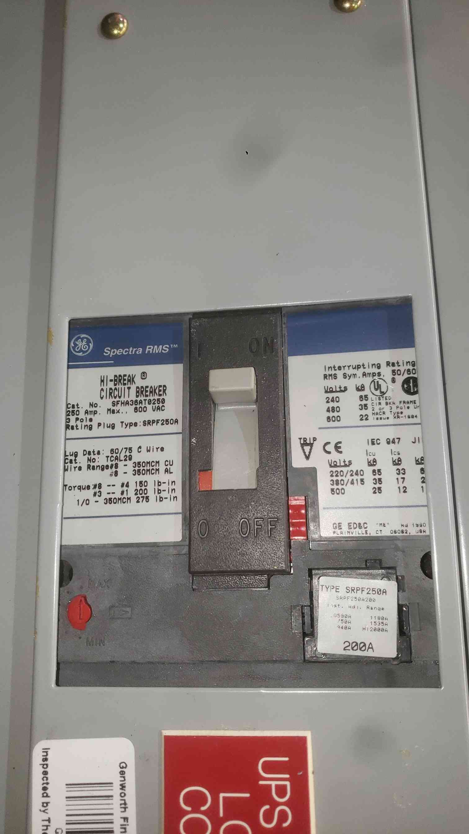 250 Amp. General Electric, Spectra Series, Panelboard, UPS Output, w/ (3) Hi-Break Breakers, 480 Volts - Image 4