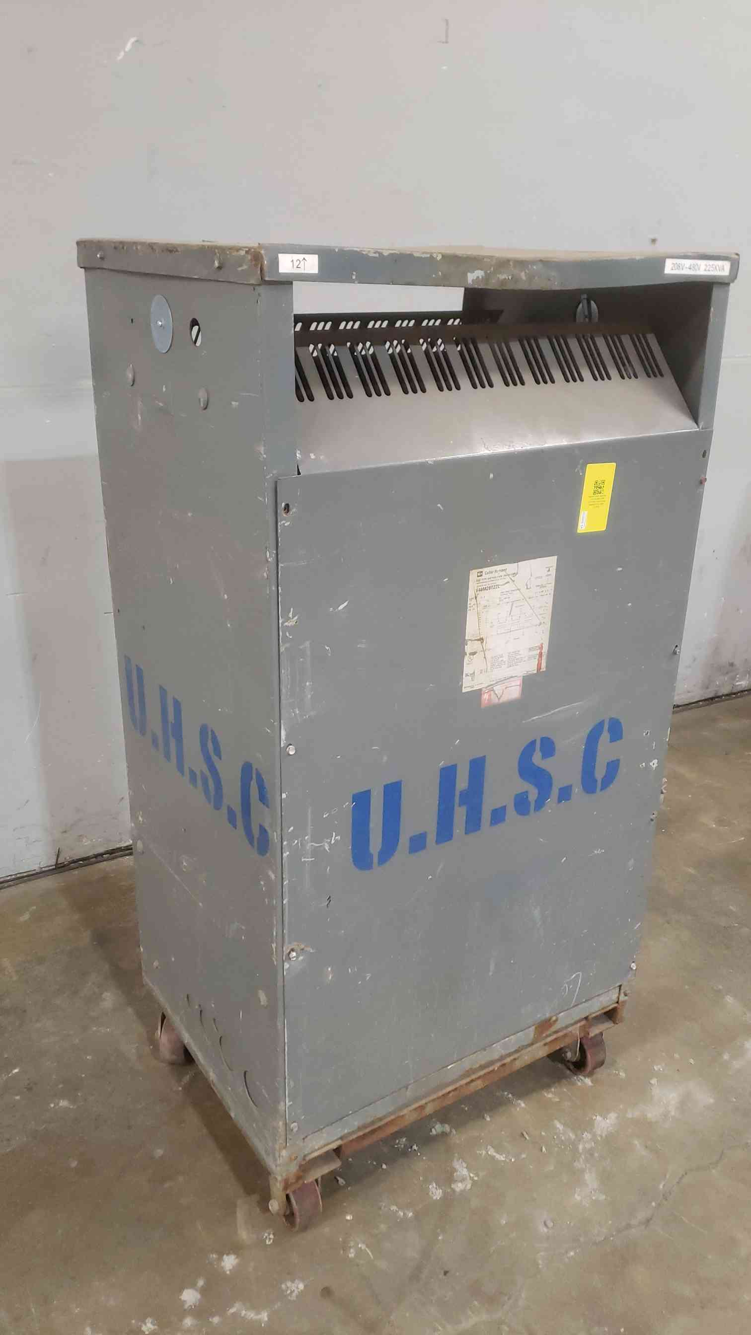 225 KVA 480 Primary, 208Y/120 Secondary, Cutler-Hammer V48M28T22L, Dry Type, 3PH - Image 3