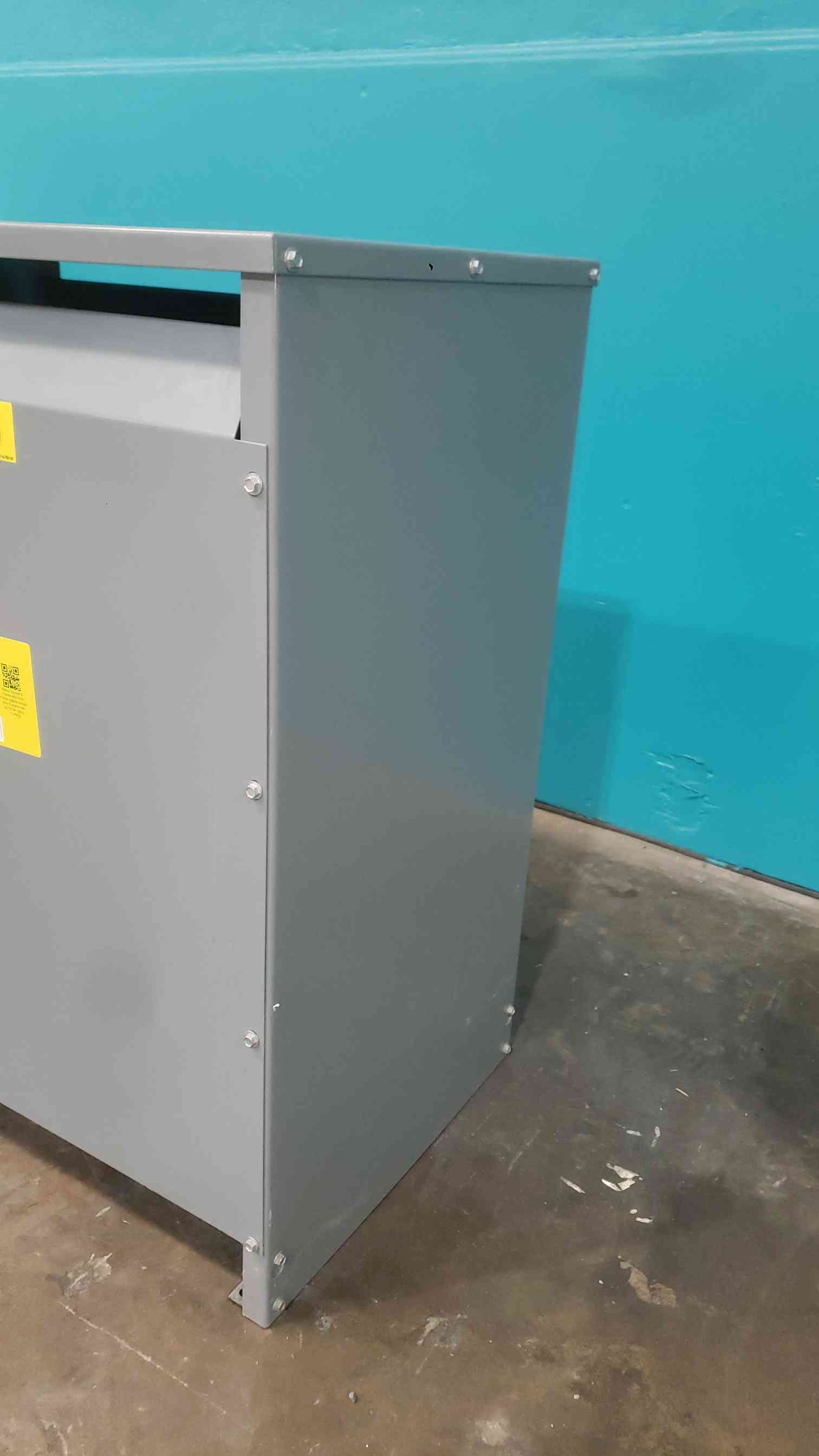 75 KVA 480 Primary, 208Y/120 Secondary, Square D EE75T3H Sorgel, Dry Type, 3PH - Image 4
