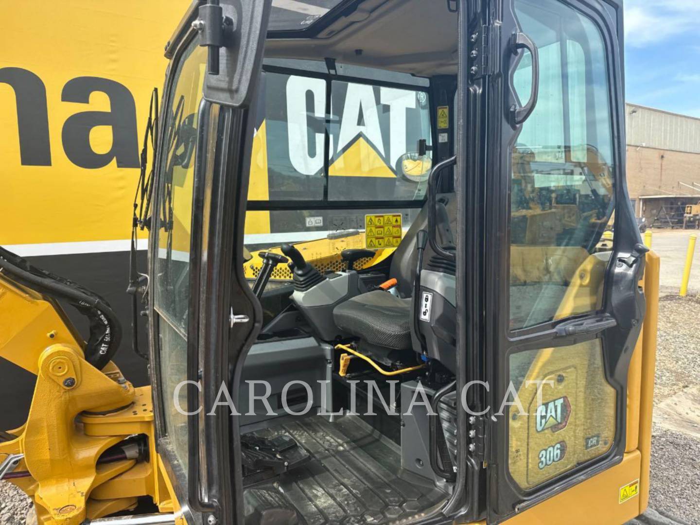 Cat 306CR CATQ, Mini Excavator, 269 hours, S/N: 6G612329, 2025 - Image 7