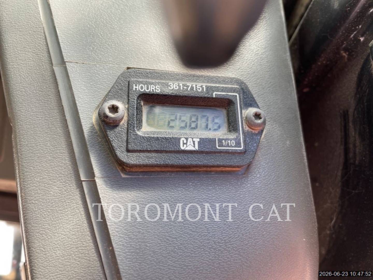 Cat 226B3, Skid Steer Loader, 2588 hours, S/N: MWD06743, 2015 - Image 5