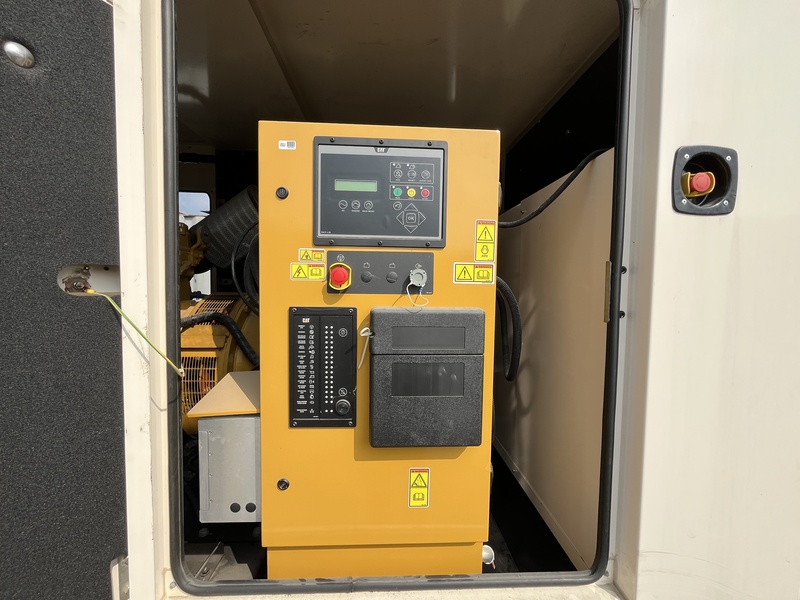 300 KW Caterpillar #D300GC, diesel generator set, 277/480 Volts, 187 hours, C9 engine, Tier 3, sound - Image 8